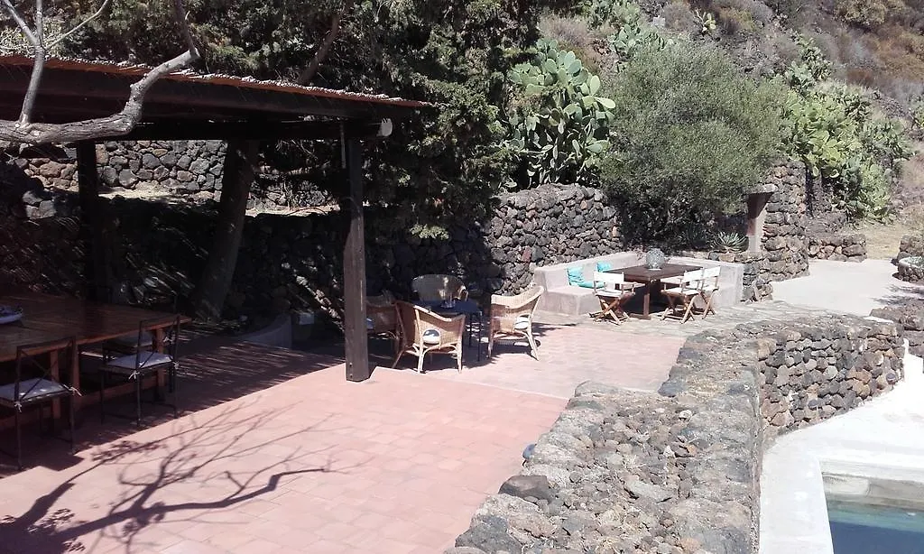 Dammusi Il Cortiglio Villa Pantelleria Island Farm stay