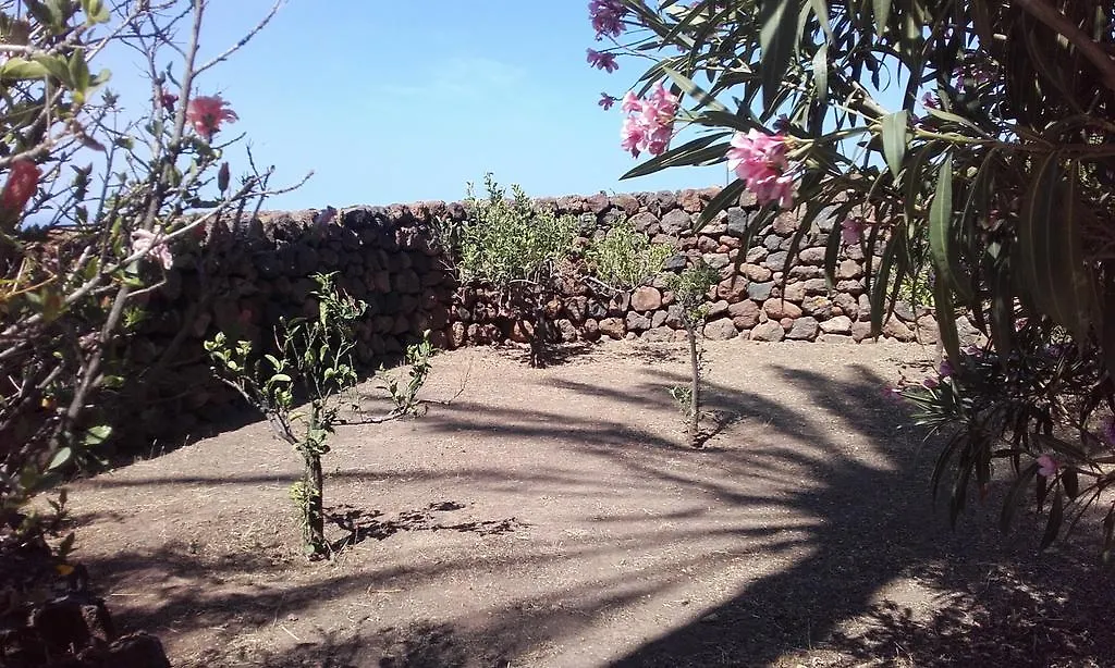 Dammusi Il Cortiglio Villa Pantelleria Island Farm stay