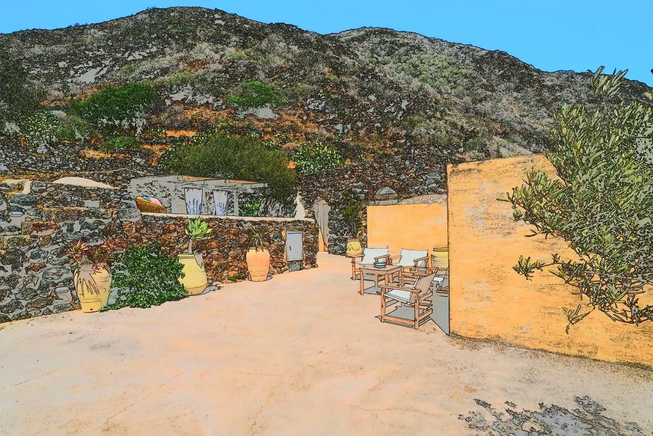 Farm stay Dammusi Il Cortiglio Villa Pantelleria Island Italy